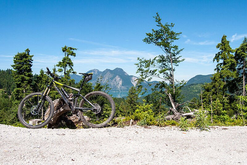 Mountainbike Tour mit Blick auf den Walchensee