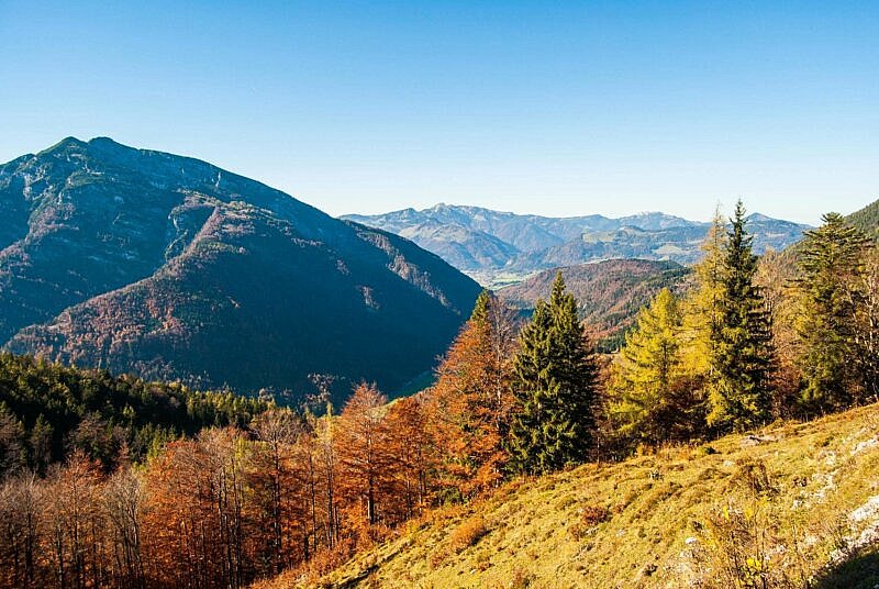 Landschaftlich schöne Abfahrt vom Straubinger Haus